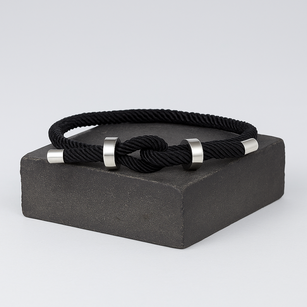 Knotis Black Bracelet