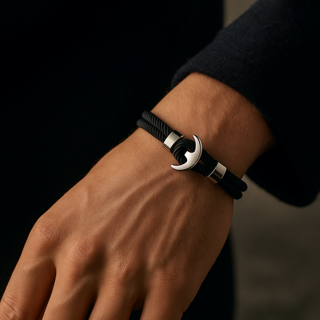 Black Harbor Hook Bracelet